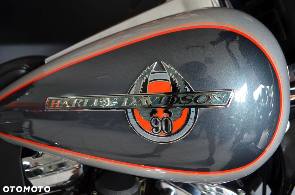 Harley-Davidson FLHT Electra Glide Standard - 13