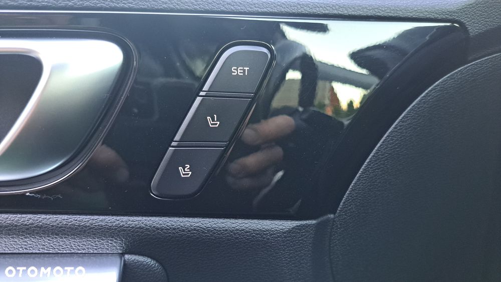 Kia Ceed 1.6 CRDi Platinum Edition - 35