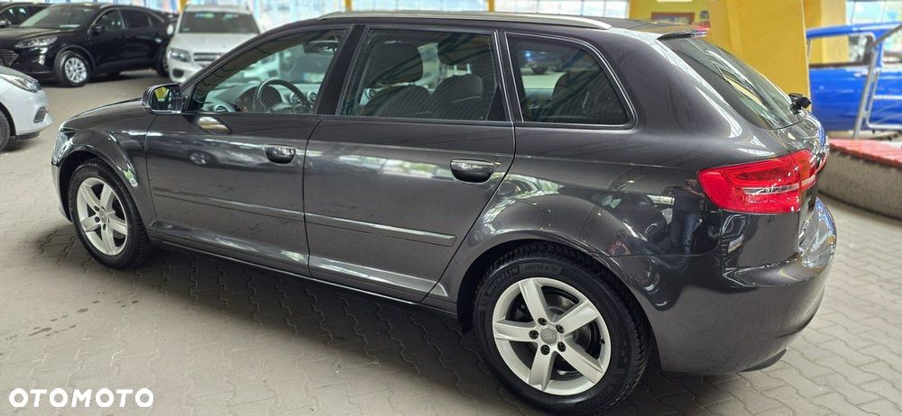 Audi A3 Sportback - 7