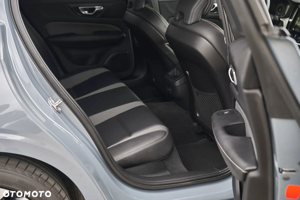 Volvo S60 T4 Geartronic RDesign - 31