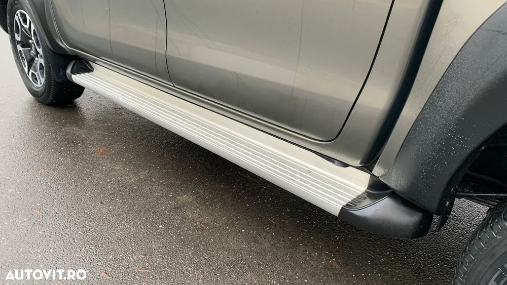 Toyota Hilux 2.8D 204CP 4x4 Double Cab AT Executive Color Edition - 29