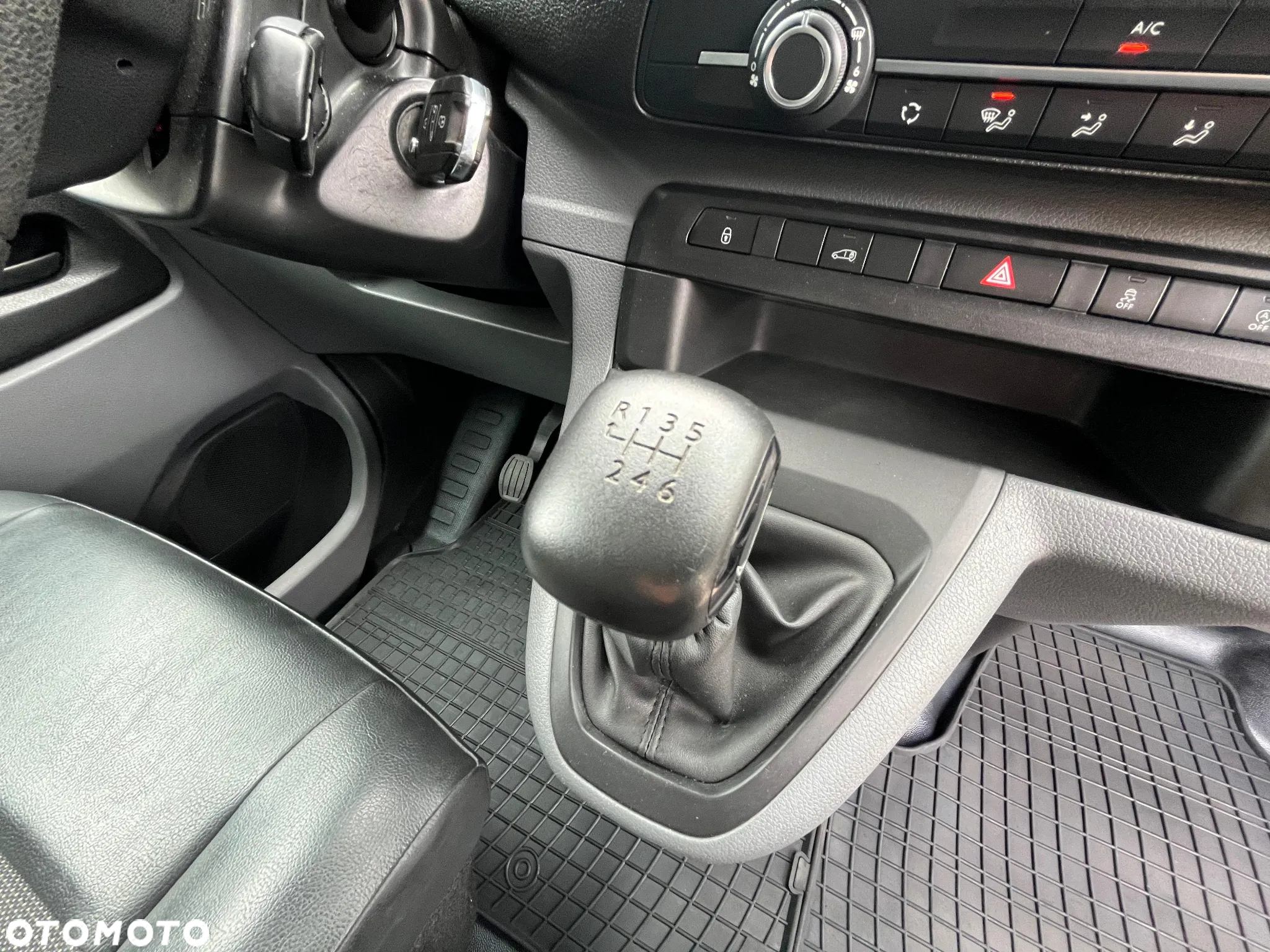Toyota Proace Long L2H1 2.0 D-4D 122KM, Bogata Opcja, Salon Polska, Pierwszy Właściciel, BEZWYPADKOWA, FV 23%, Piękna Zobacz !!! - 37