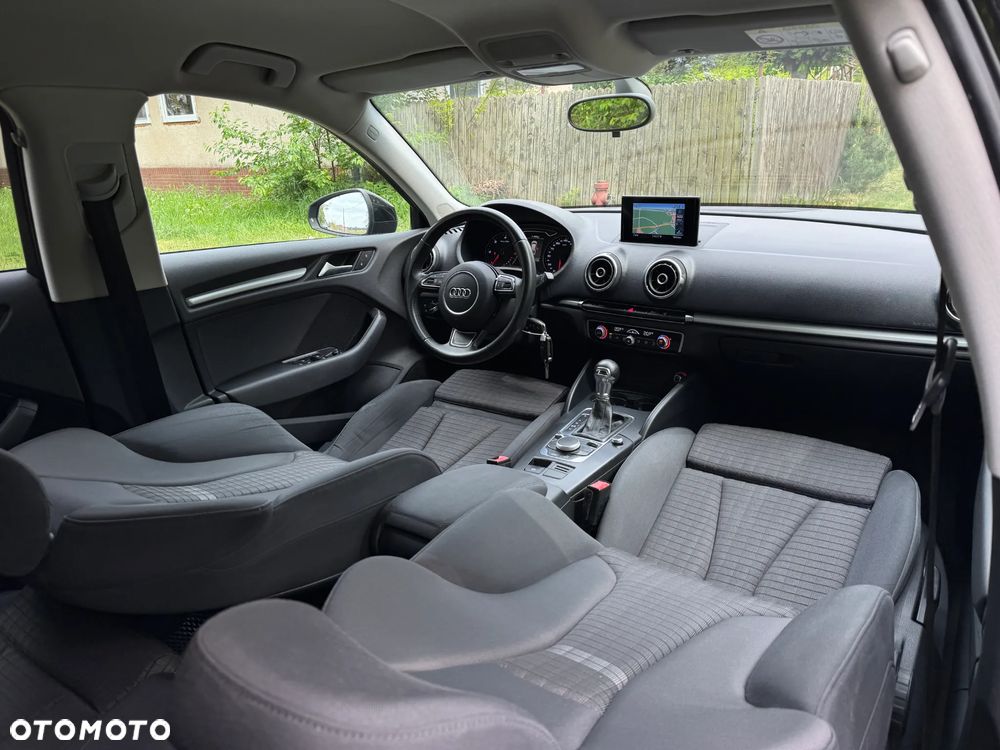 Audi A3 Sportback 1.6 TDI (clean diesel) S tronic S line Sportpaket - 6