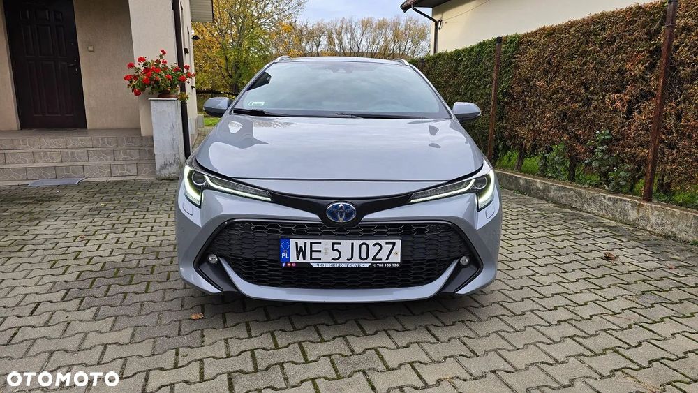 Toyota Corolla 1.8 Hybrid Selection - 11