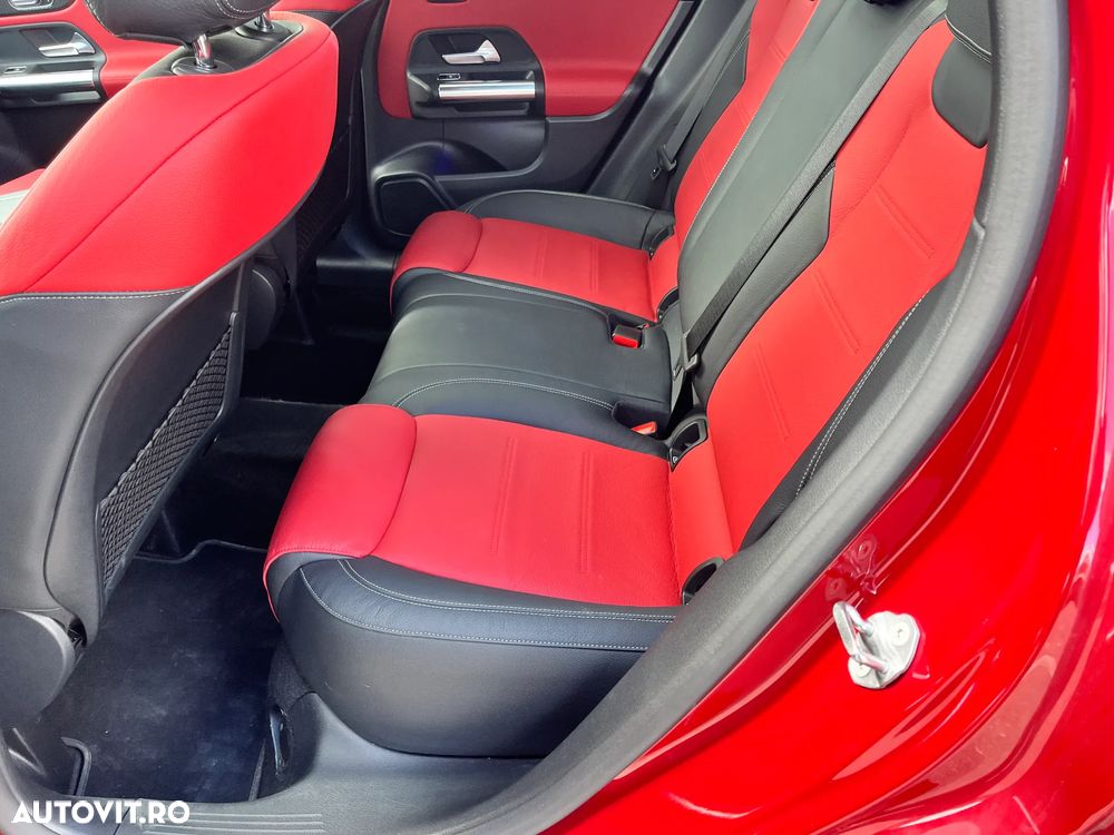 Mercedes-Benz GLA 220 d 4MATIC Aut. - 11