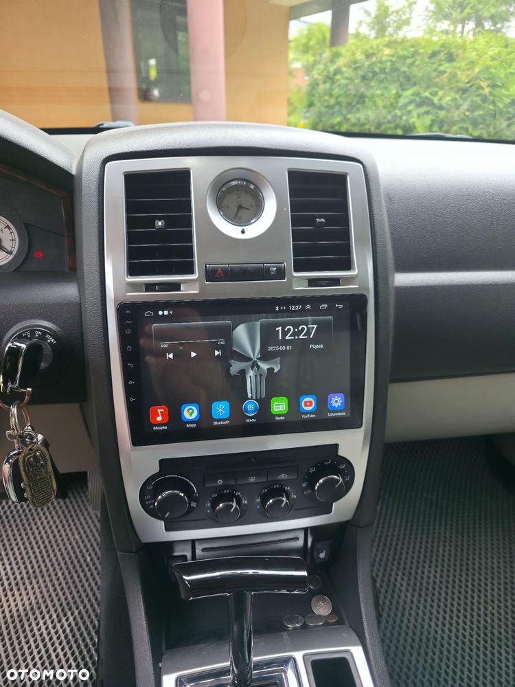 Chrysler 300C 5.7 V8 Hemi - 6