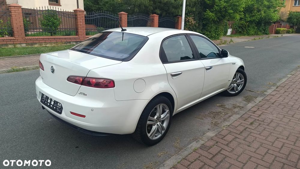 Alfa Romeo 159 2.0 JTDM 16V DPF - 11