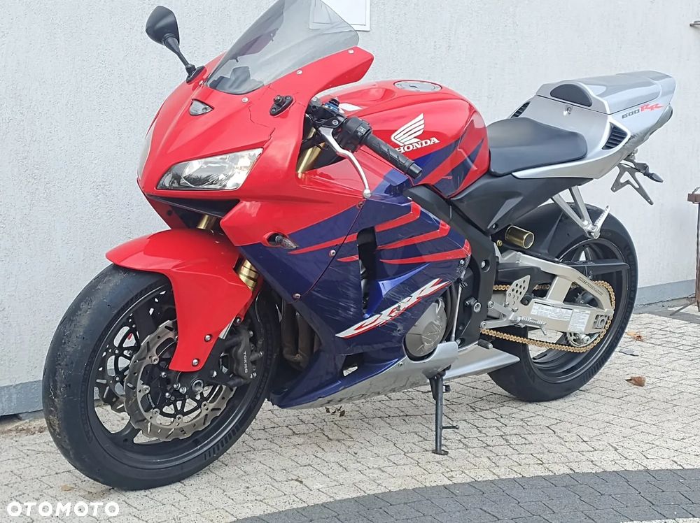 Honda CBR - 1