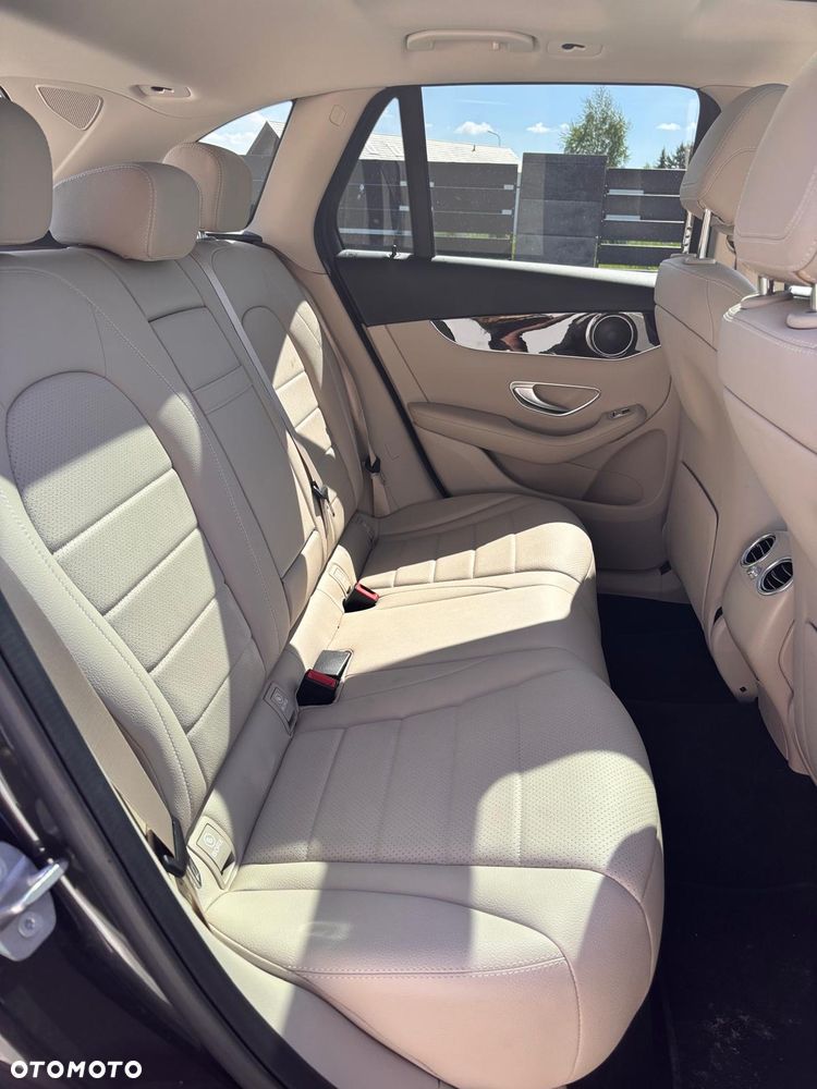Mercedes-Benz GLC 300 4-Matic - 18