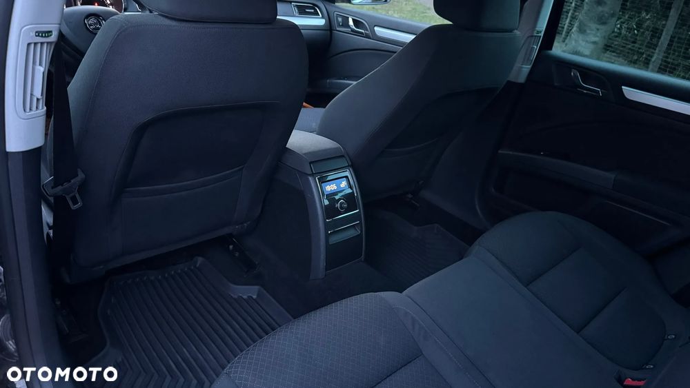 Skoda Superb 1.6 TDI GreenLine - 11