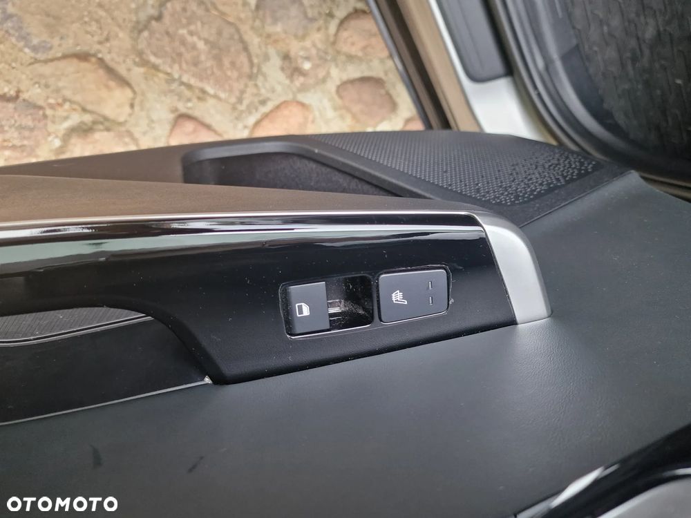 Kia EV6 77.4kWh Plus - 13