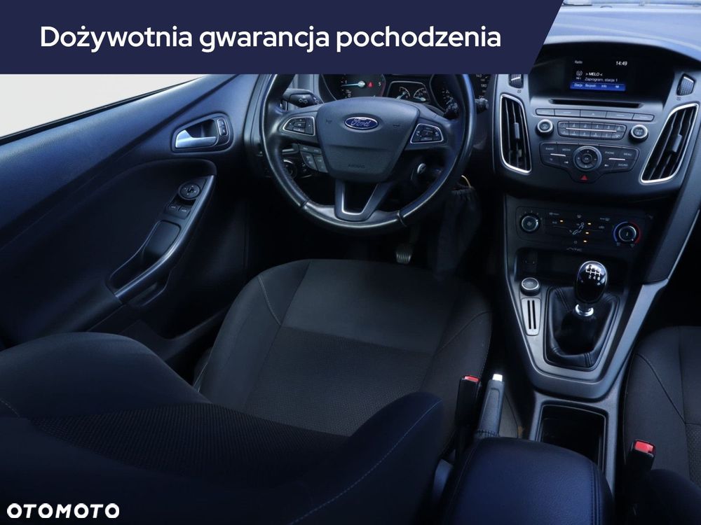 Ford Focus SW - 9