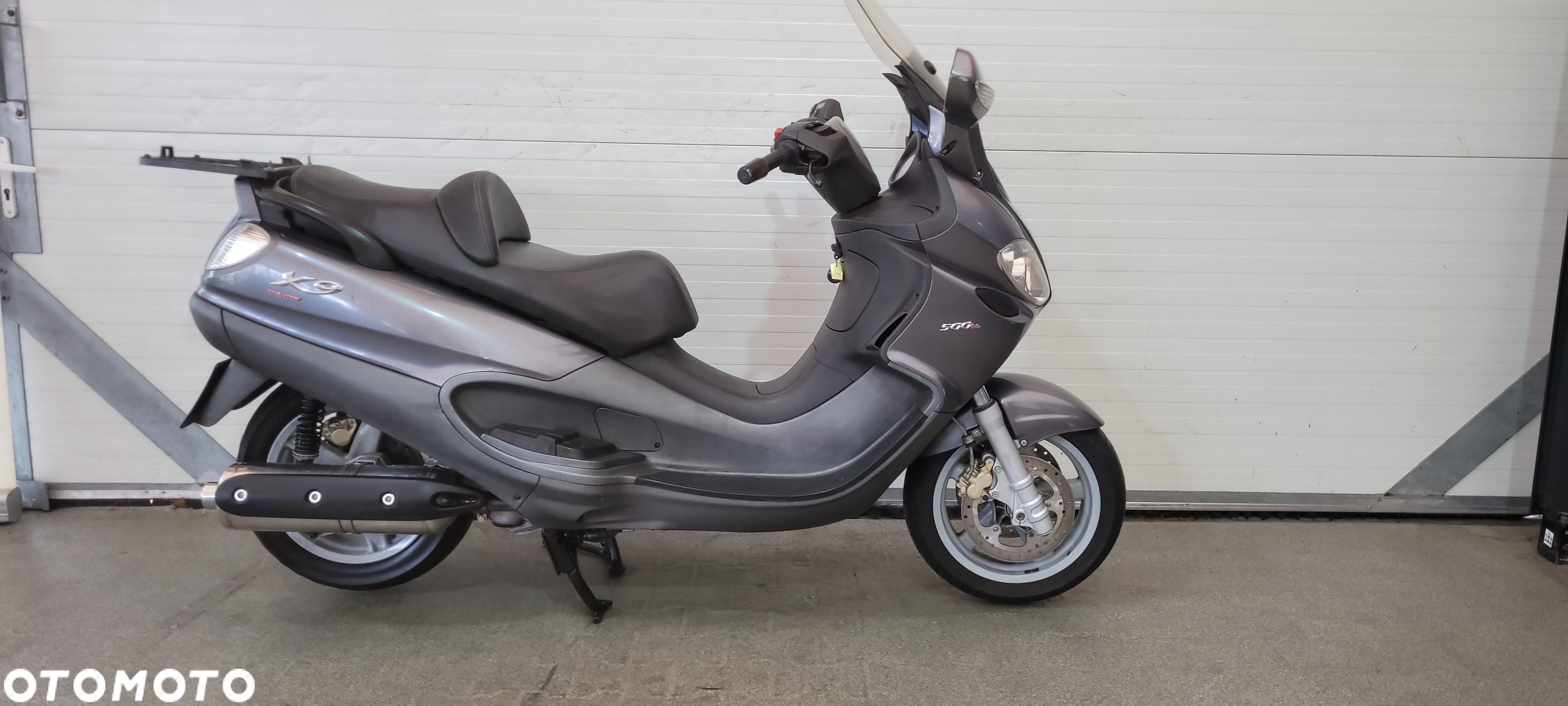 Piaggio X9 - 2