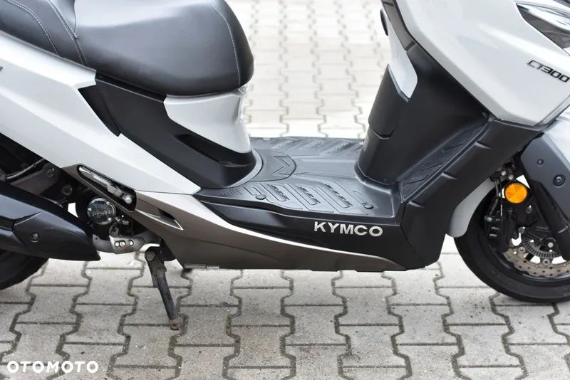 Kymco X-Town - 8