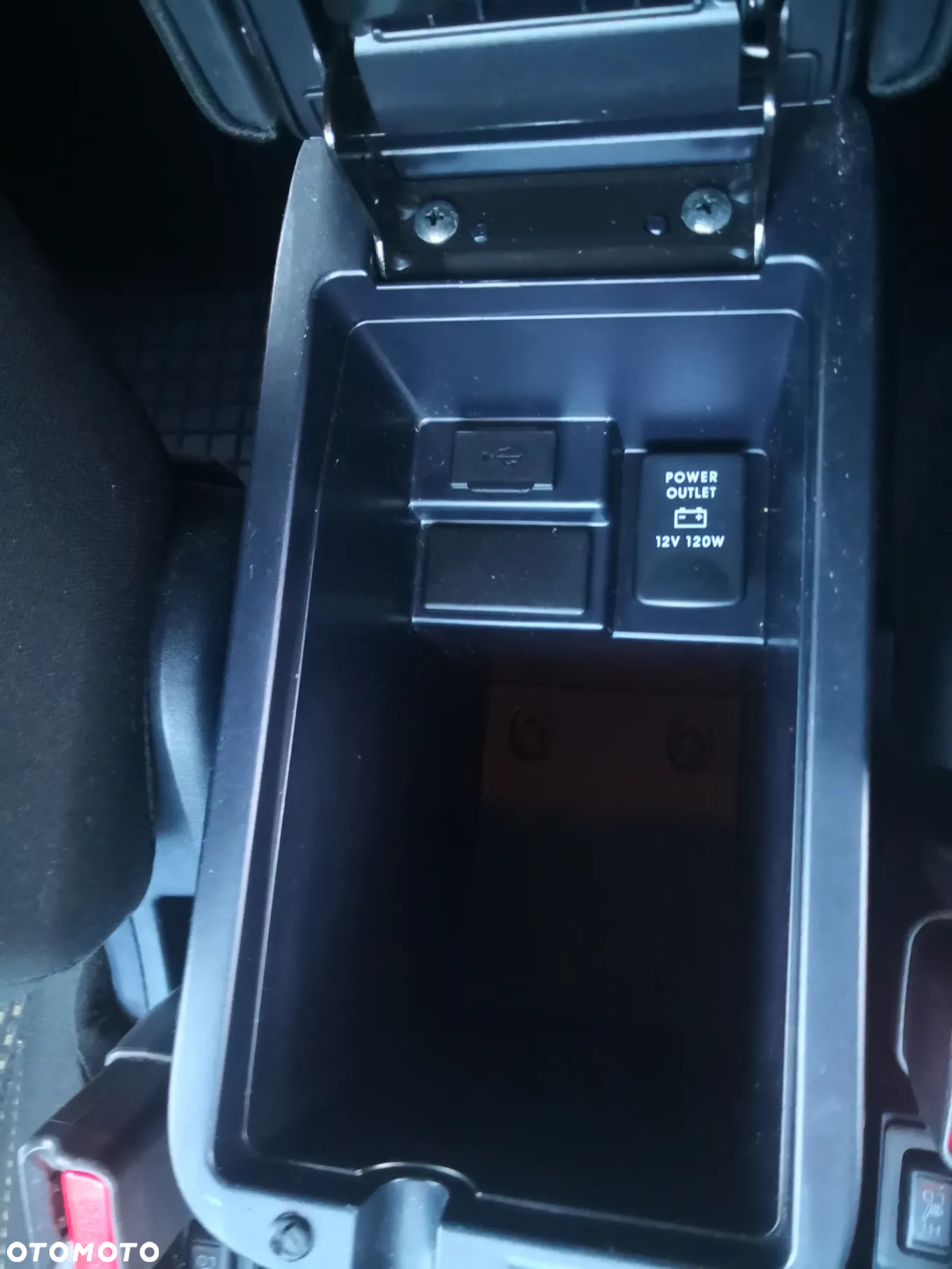Mitsubishi ASX - 11