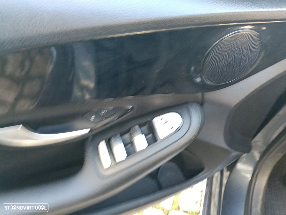 Mercedes-Benz C 200 BlueTEC - 27