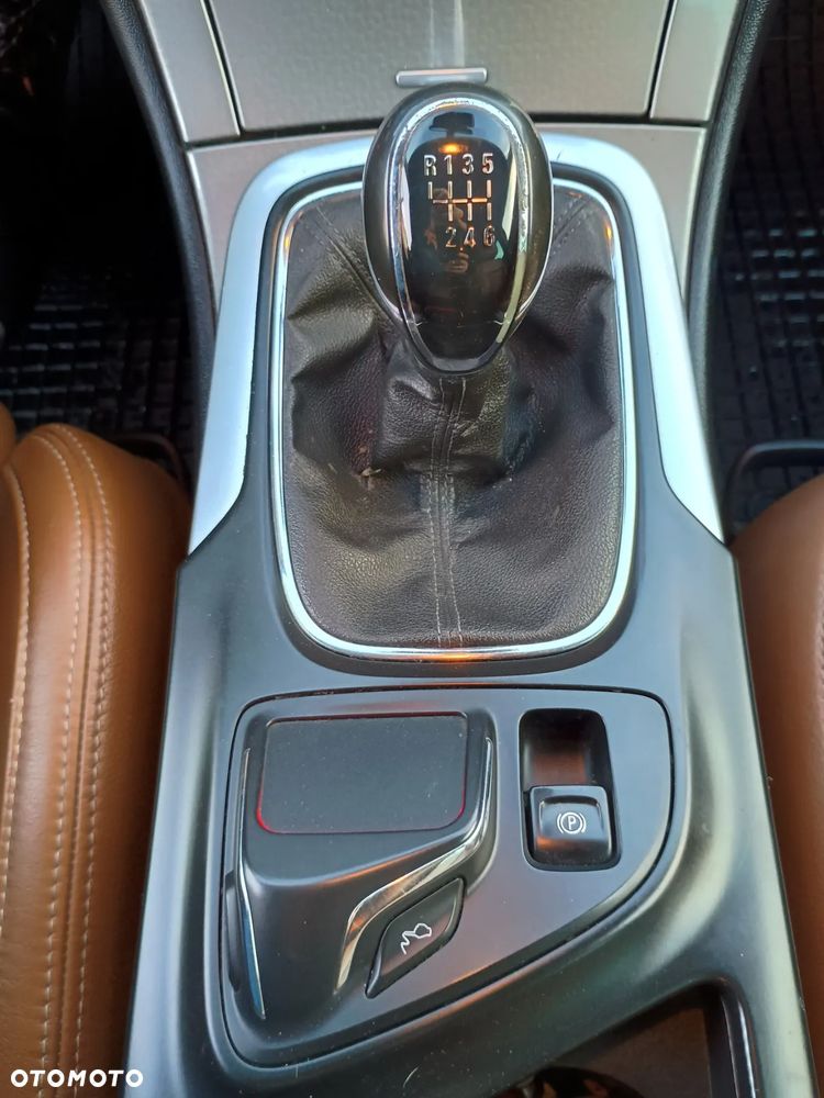 Opel Insignia 2.0 CDTI EcoFLEX S&S - 17