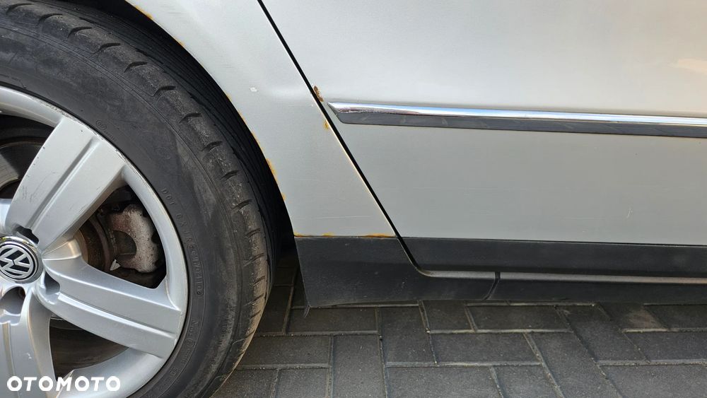Volkswagen Passat 1.9 TDI Comfortline Family - 15