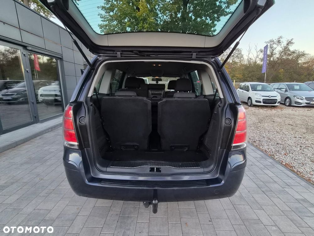 Opel Zafira 1.8 16V - 22