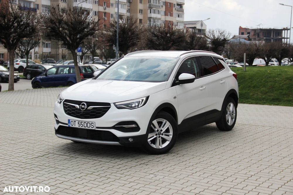 Opel Grandland X 1.2 Turbo START/STOP Elegance - 3