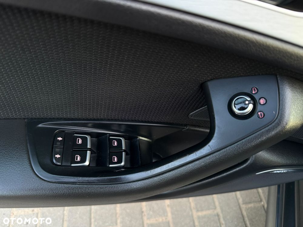 Audi A6 Avant 2.0 TDI DPF - 13