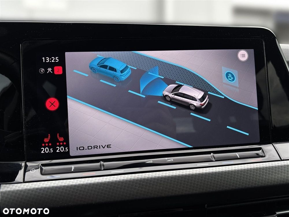 Volkswagen Golf - 28