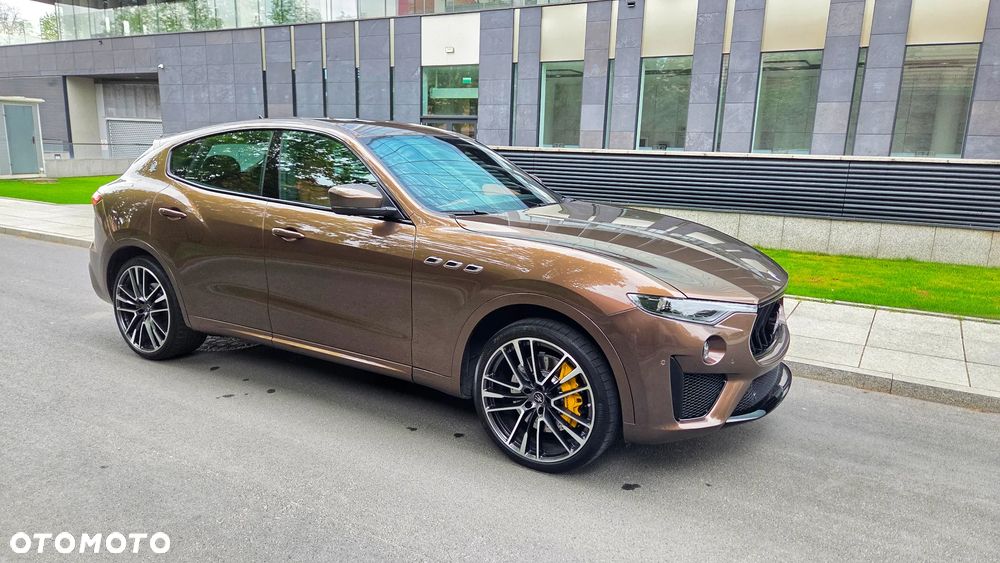 Maserati Levante GTS - 6