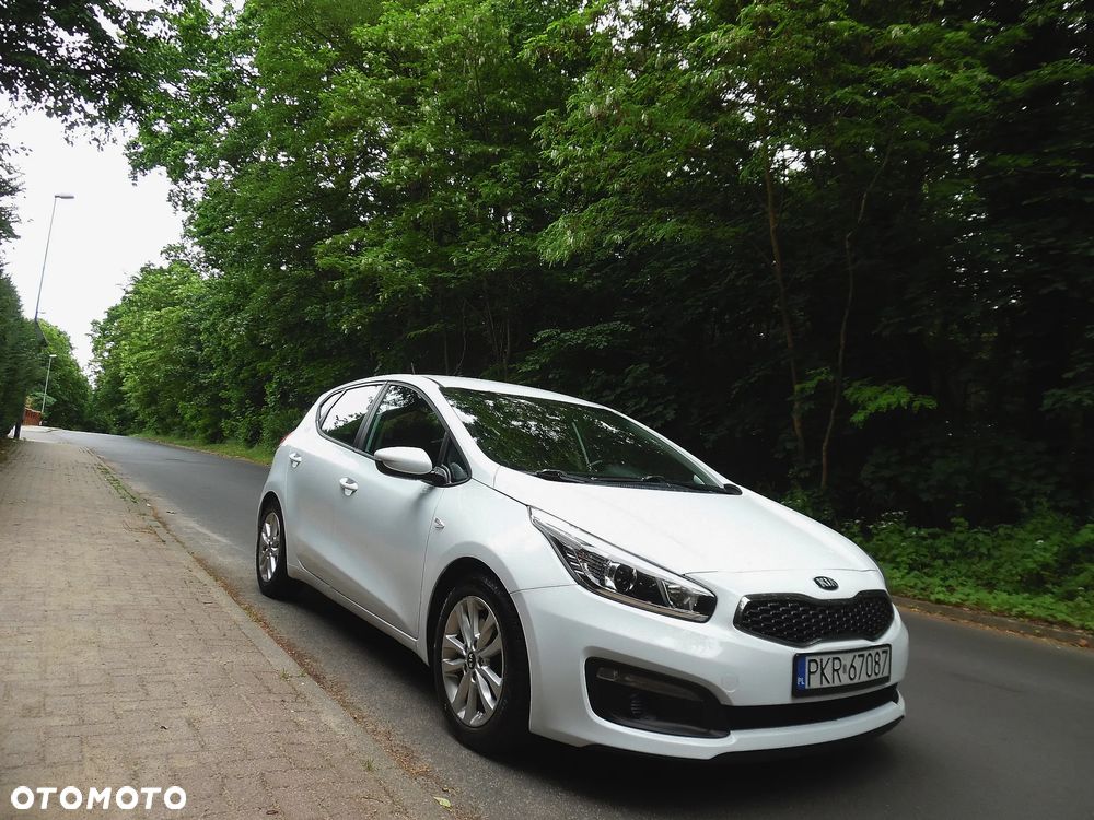 Kia Ceed - 7