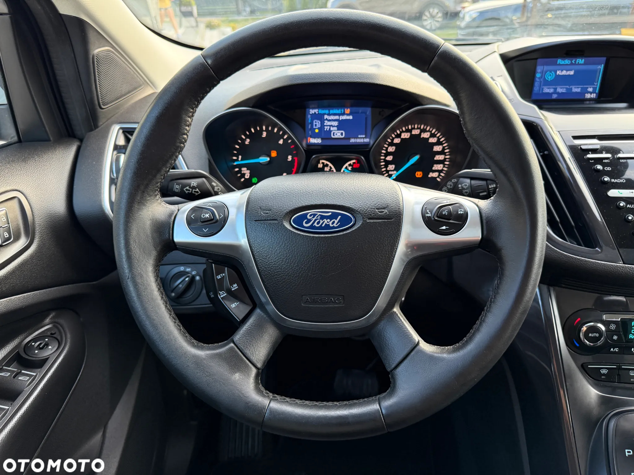 Ford Kuga 2.0 TDCi AWD ST-Line - 27