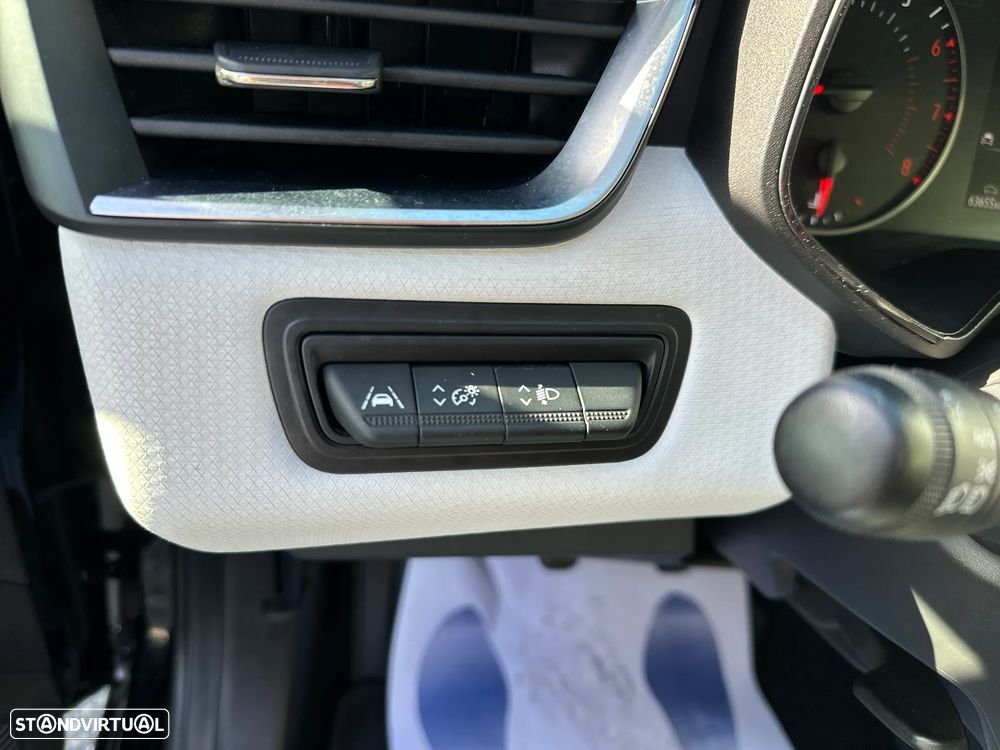 Renault Clio 1.0 TCe Evolution - 24