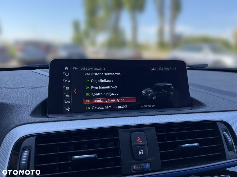 BMW Seria 1 - 29