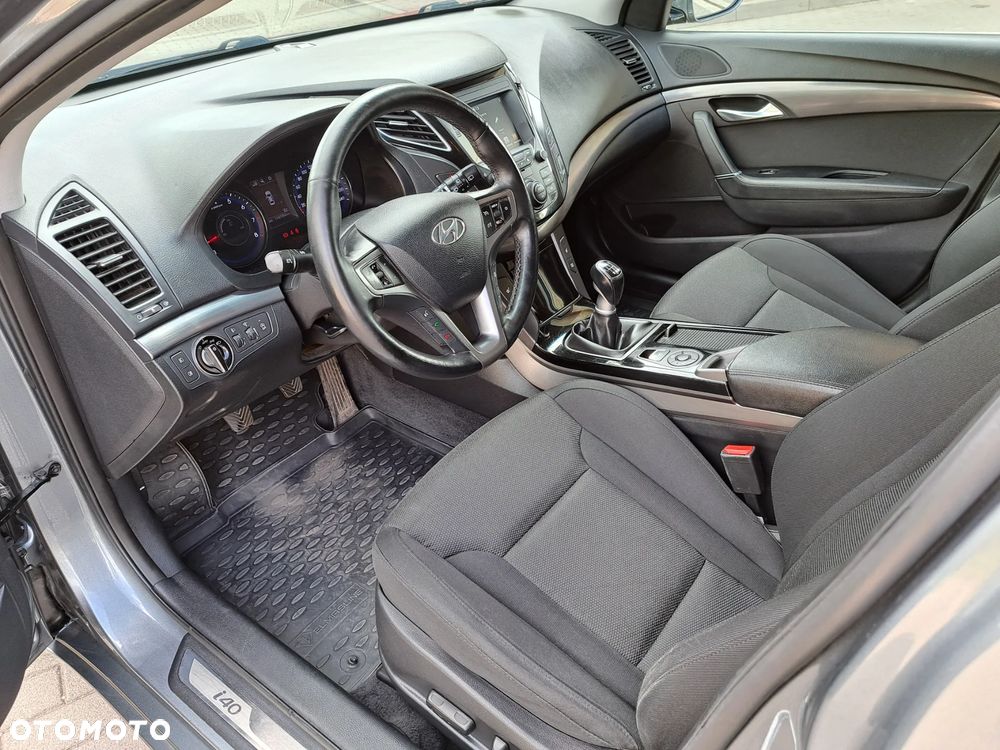 Hyundai i40 - 14