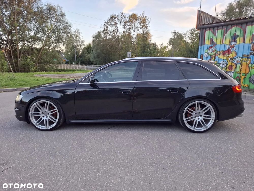 Audi A4 Avant 2.0 TDI DPF quattro S tronic S line Sportpaket - 8