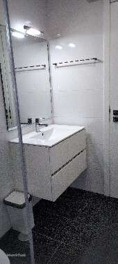 T4 luminoso a 2 min do metro (linha azul) | Para famílias ou relocação - Grande imagem: 4/13