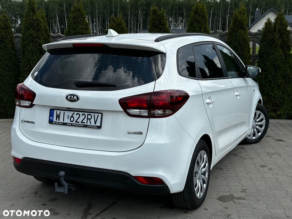 Kia Carens 1.7 CRDi 115 Dream-Team Edition - 11