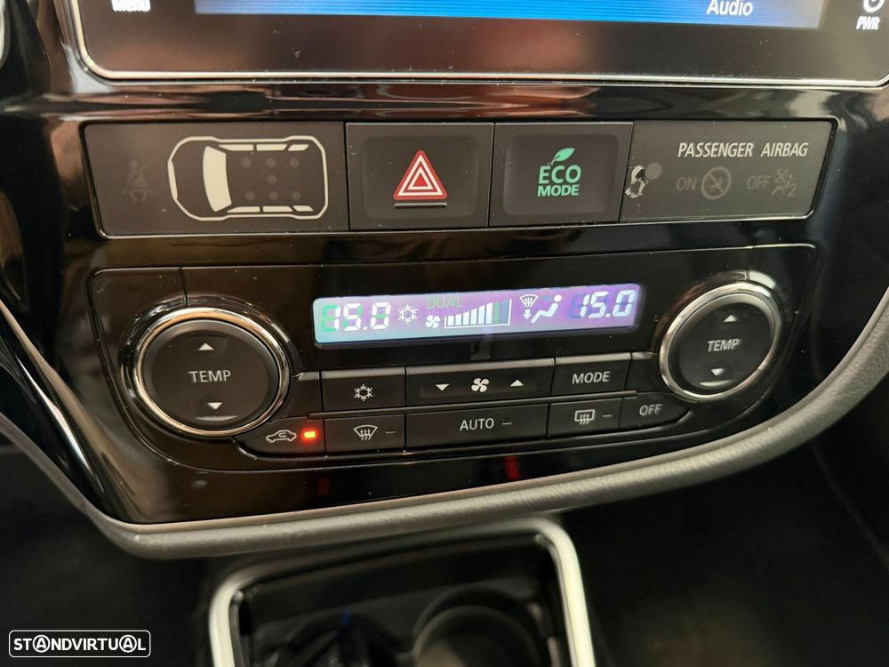 Mitsubishi Outlander 2.0 Instyle Navi - 17