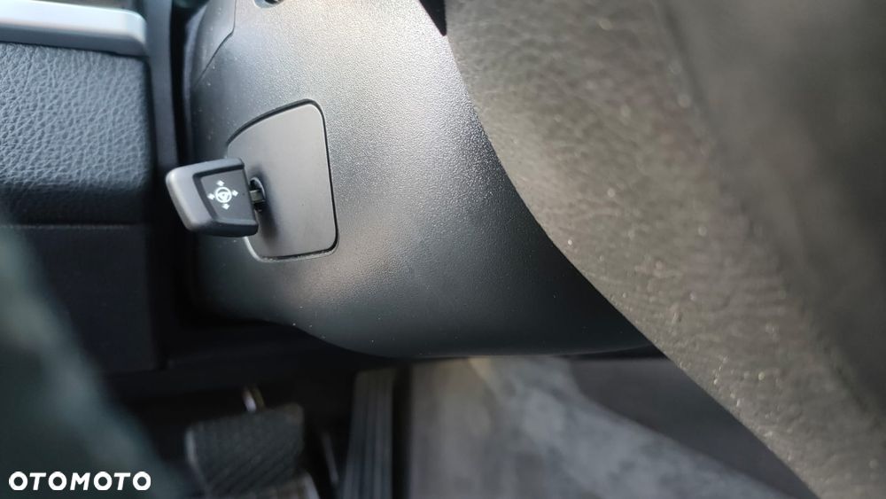 BMW Seria 5 525d Sport-Aut - 22