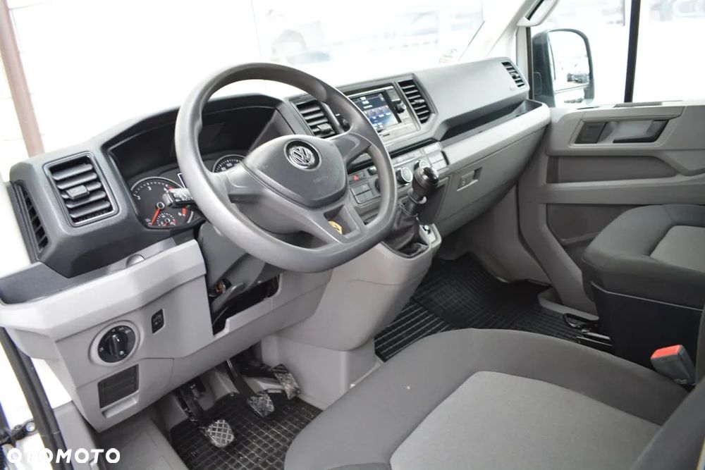 Volkswagen CRAFTER II brygadówka - 23