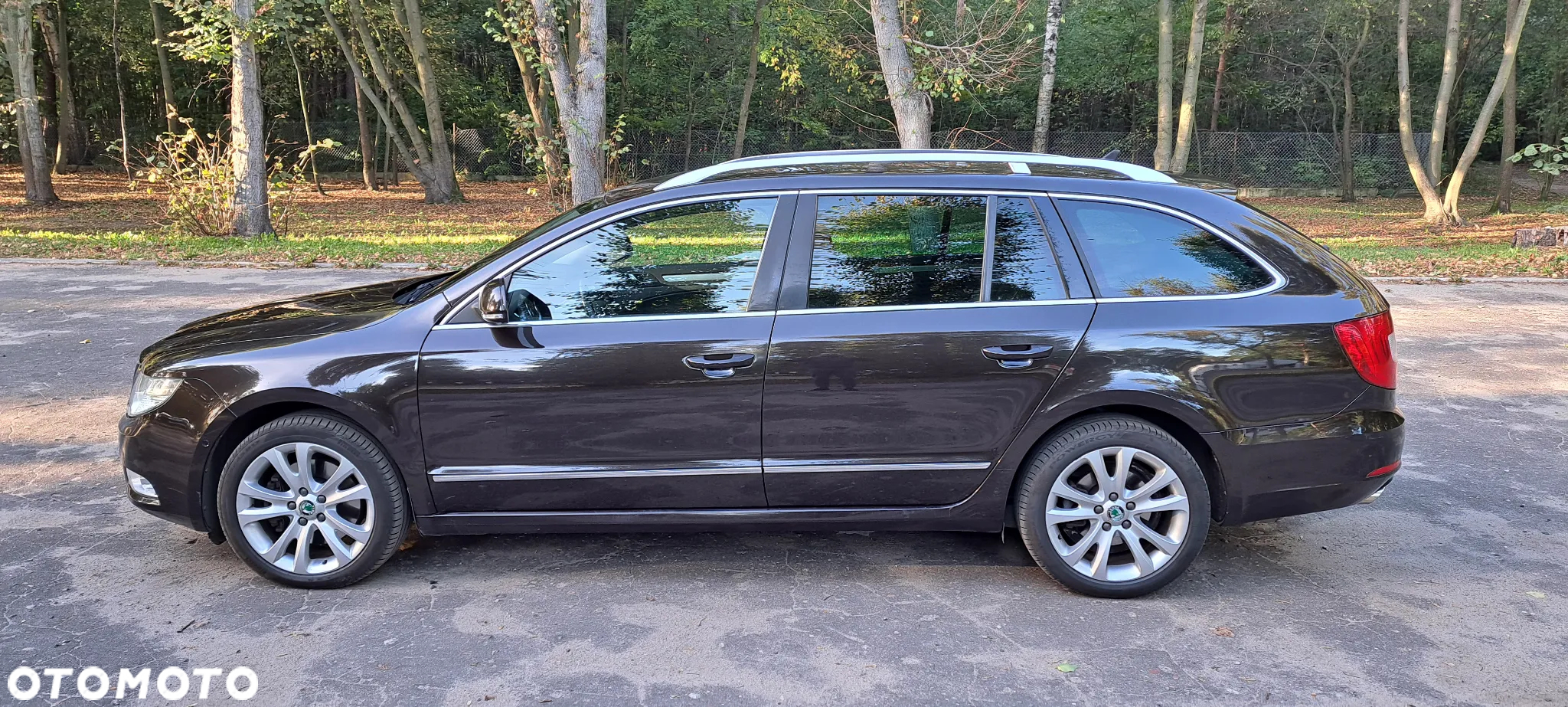 Skoda Superb 2.0 TDI Platinum DSG - 6