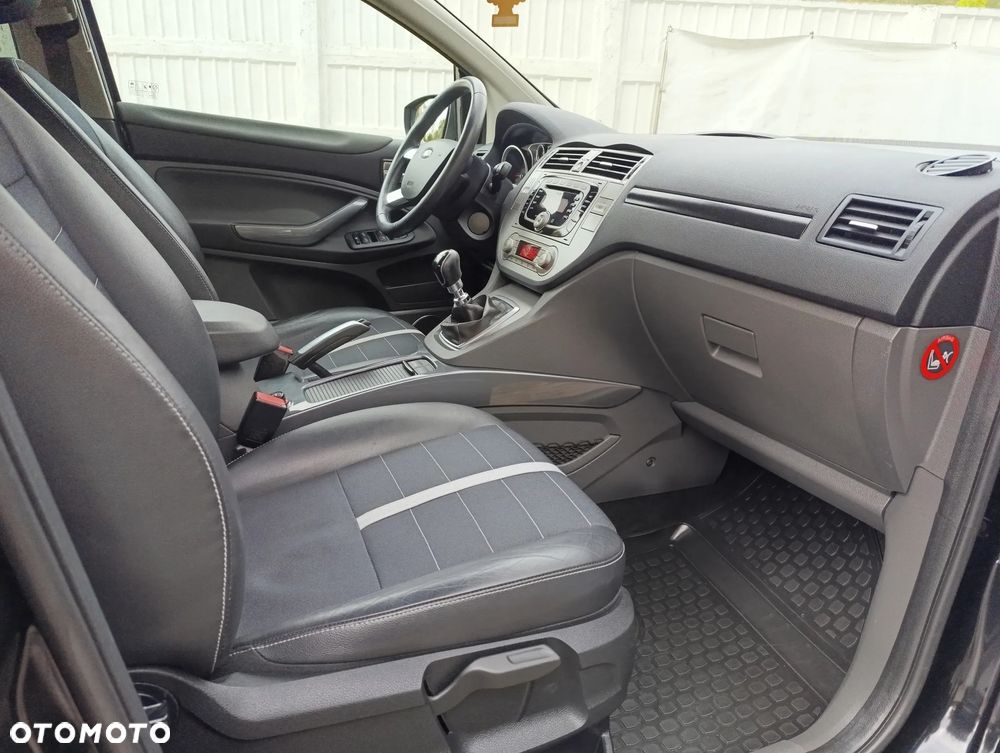 Ford Kuga 2.0 TDCi Titanium - 9