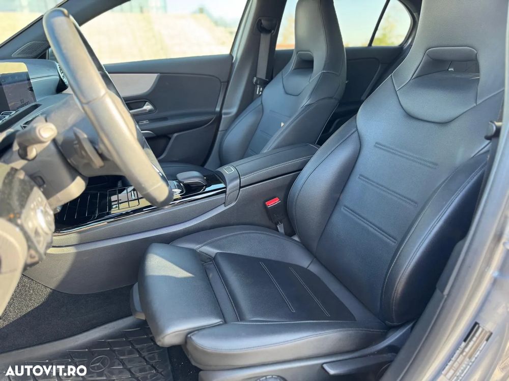 Mercedes-Benz A 180 7G-DCT AMG Line - 22