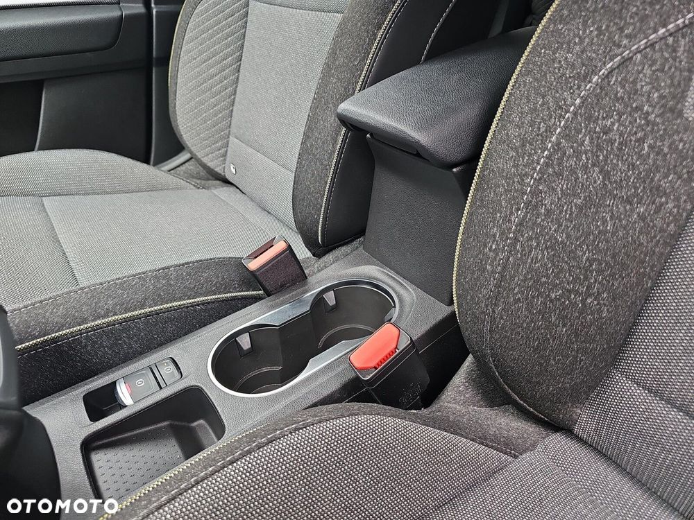 Renault Captur - 32