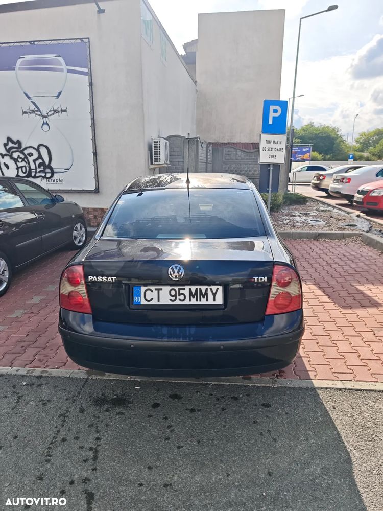 Volkswagen Passat - 6