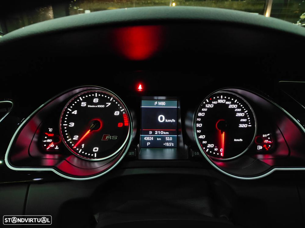 Audi RS5 4.2 FSi quattro - 16