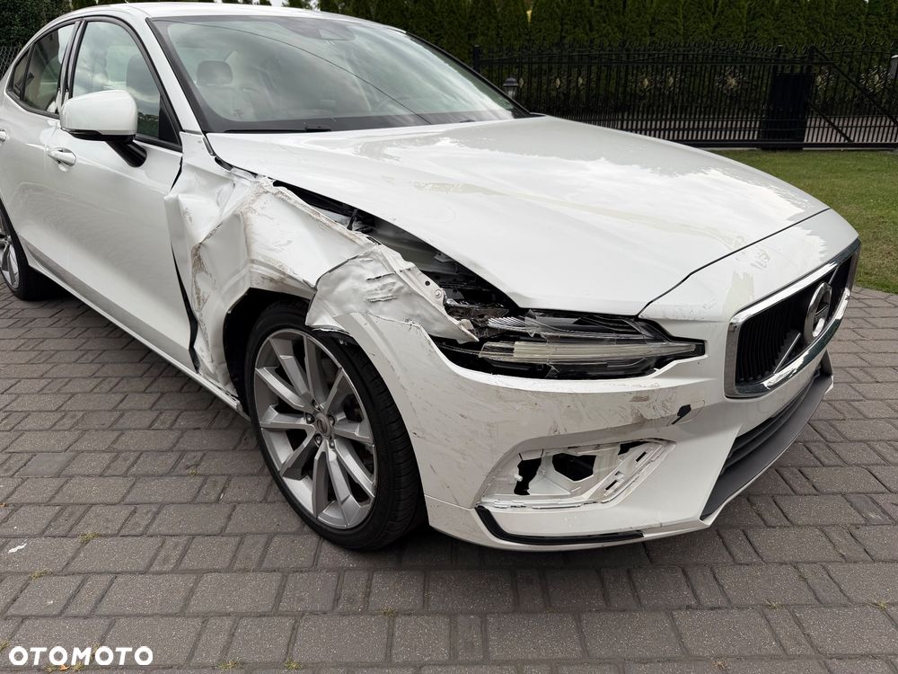 Volvo S60 T5 Momentum Pro - 30