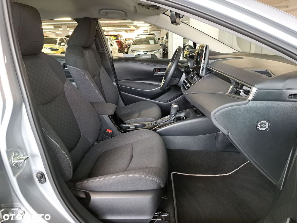 Toyota Corolla 1.8 Hybrid Comfort - 16