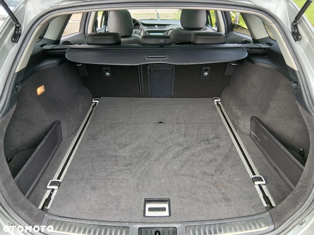 Toyota Avensis 1.8 Prestige - 22
