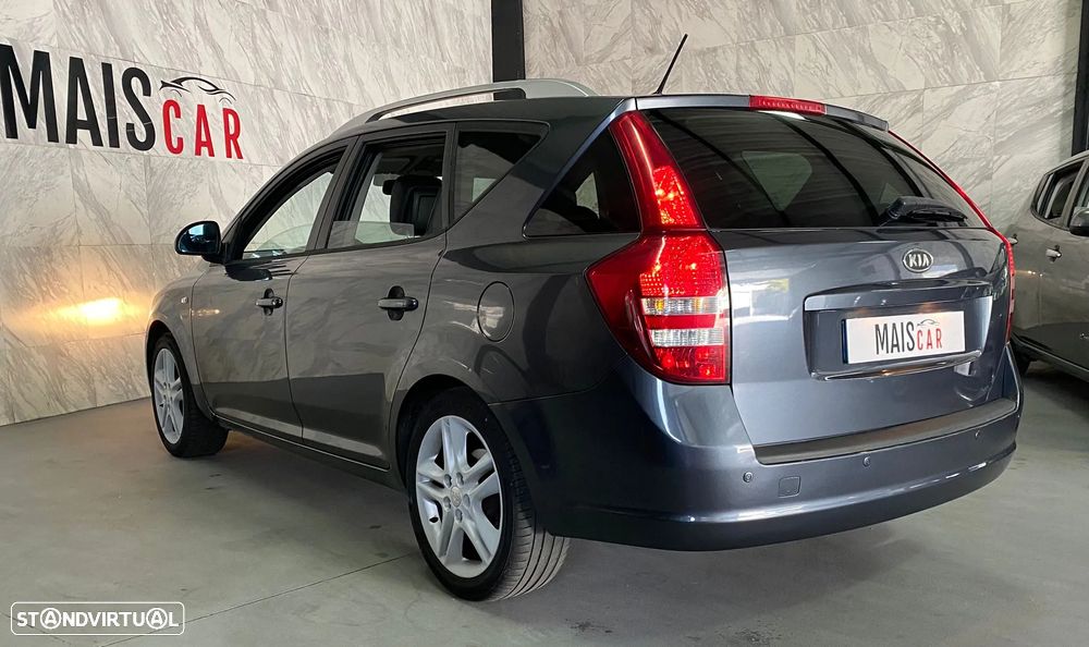 Kia Ceed SW 1.6 CRDi LX - 4