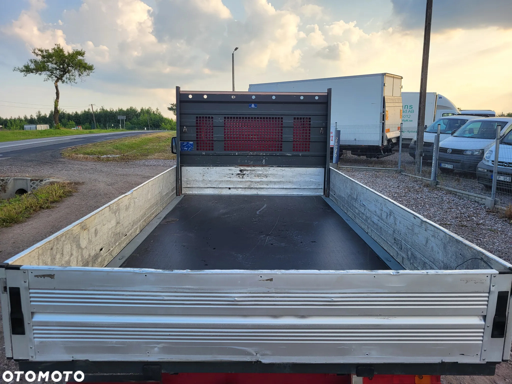 Mercedes-Benz Sprinter - 12
