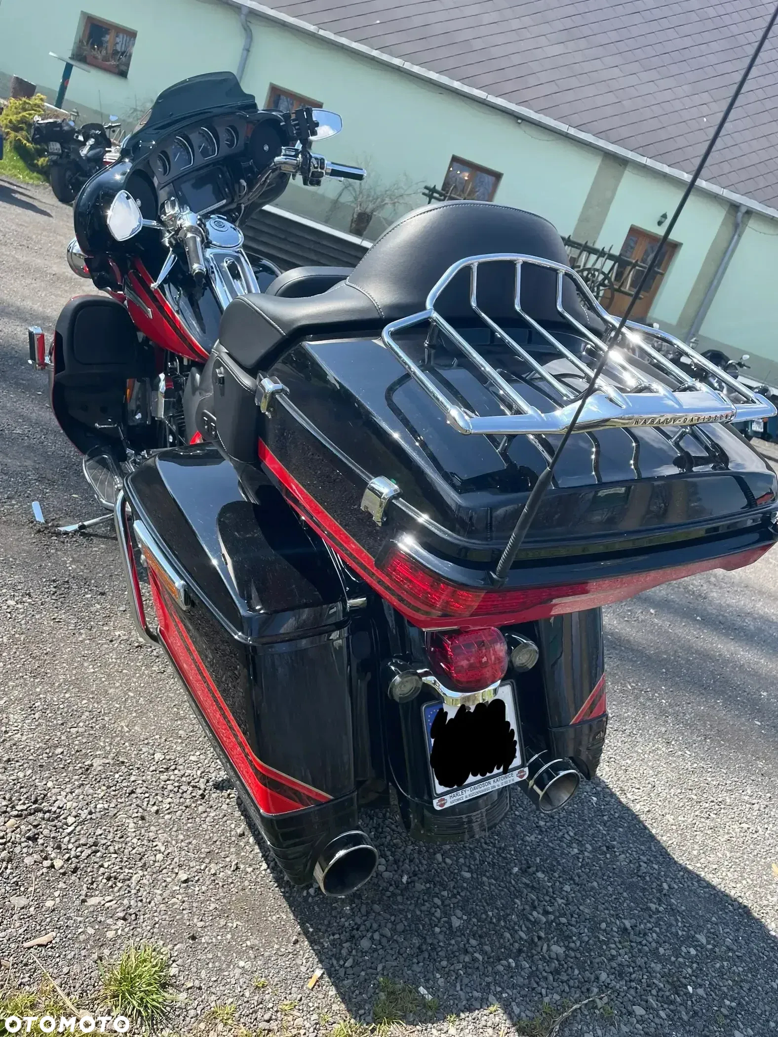 Harley-Davidson FLH Electra Glide - 2
